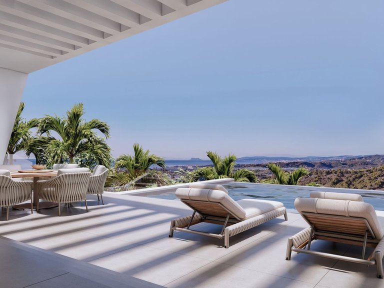 Villa for Sale in Estepona, Malaga 3