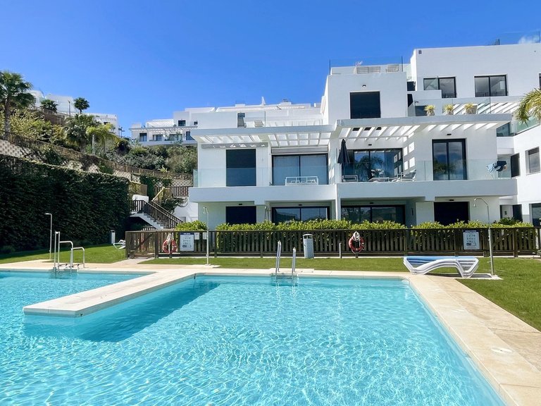 Apartment for Sale in La Cala De Mijas, Malaga 1