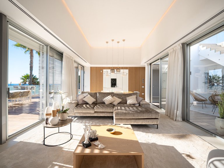 Villa for Sale in Estepona, Malaga 10