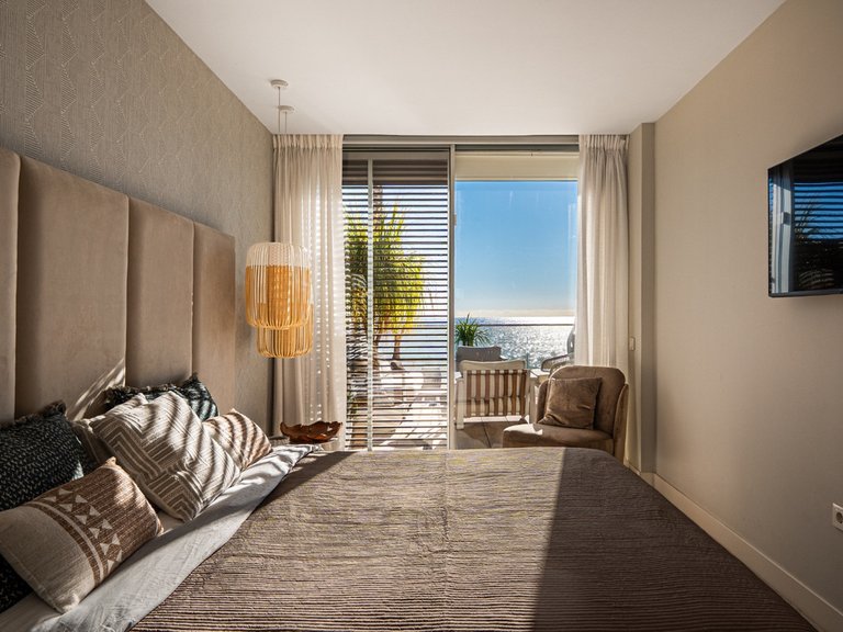Villa for Sale in Estepona, Malaga 17