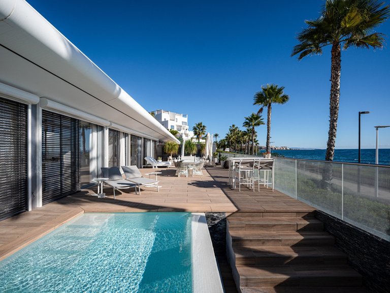 Villa for Sale in Estepona, Malaga 42