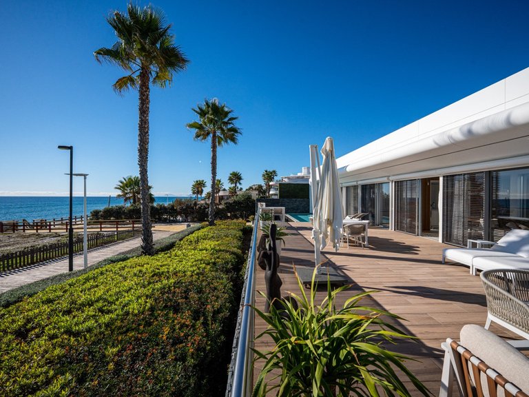 Villa for Sale in Estepona, Malaga 47