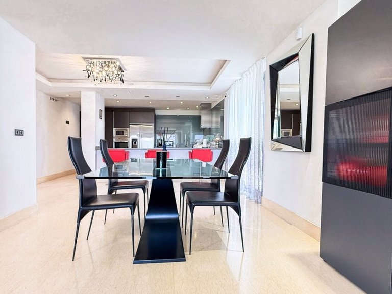 Apartment for Sale in Atalaya, Malaga 4