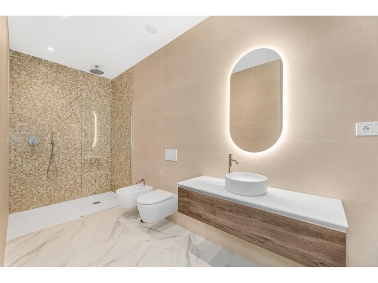 Villa for Sale in Benahavís, Malaga 28