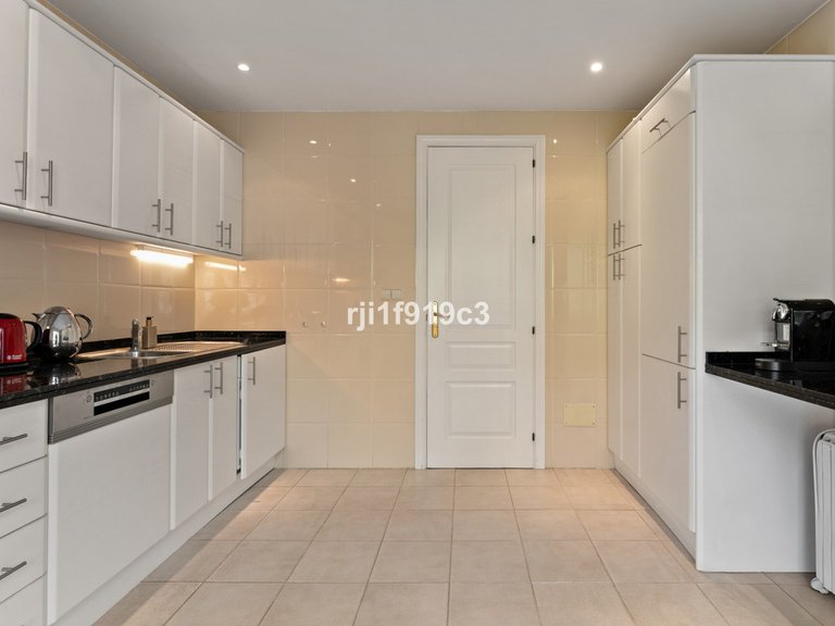 Apartment for Sale in Elviria, Malaga 12