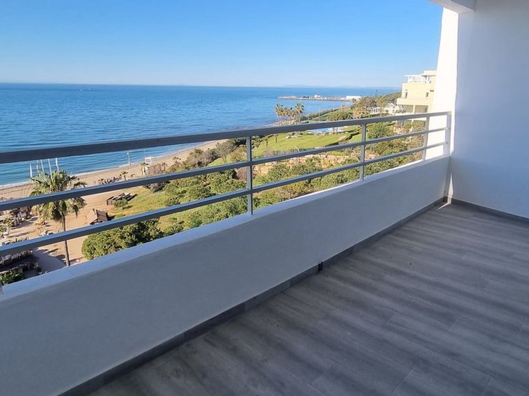 Apartment for Sale in Calahonda, Malaga 4