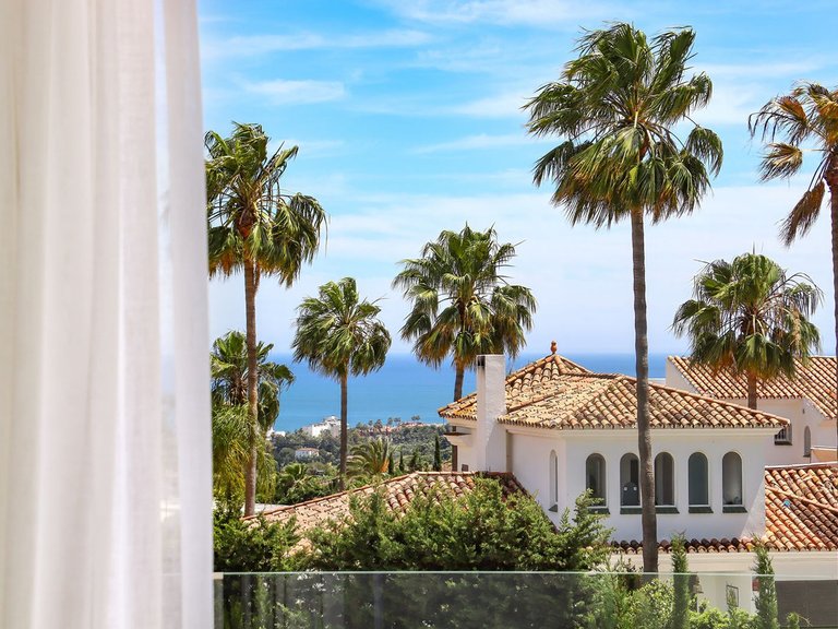 Villa for Sale in Estepona, Malaga 24