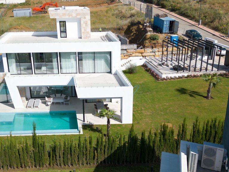 Villa for Sale in Estepona, Malaga 25