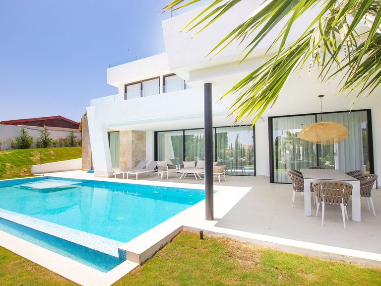 Villa for Sale in Estepona, Malaga 27