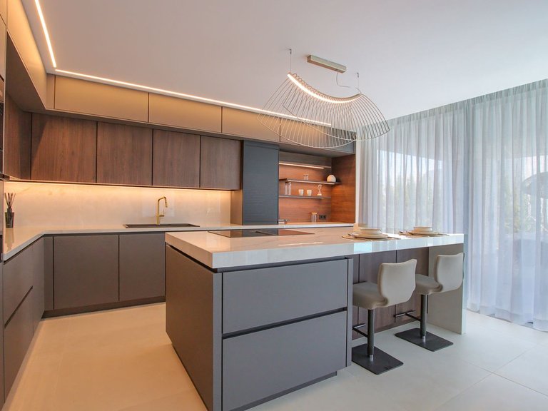 Villa for Sale in Estepona, Malaga 8