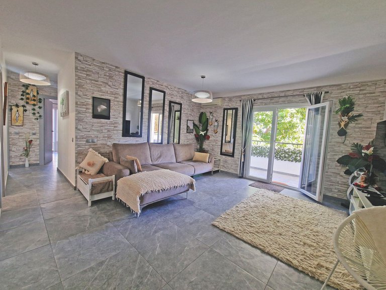 Apartment for Sale in Calahonda, Malaga 10