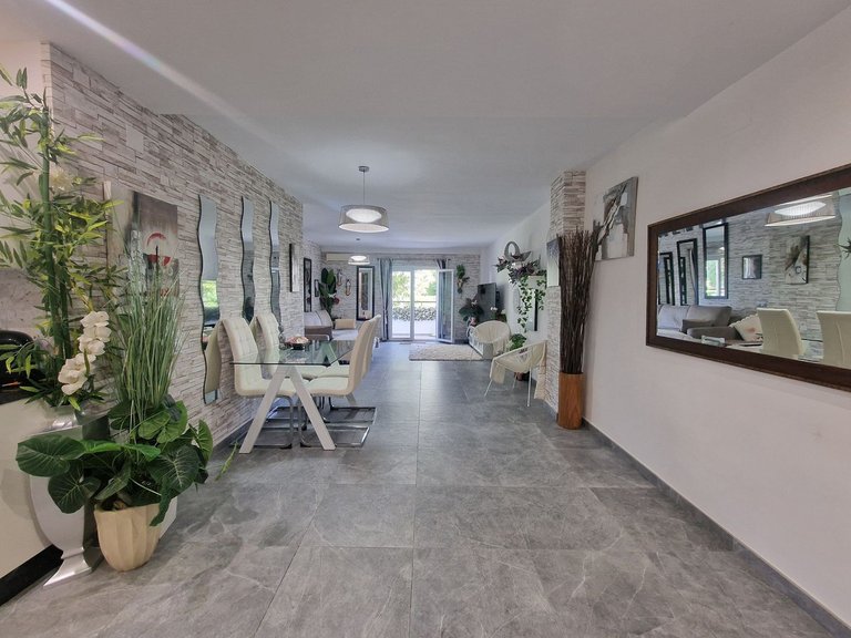 Apartment for Sale in Calahonda, Malaga 12