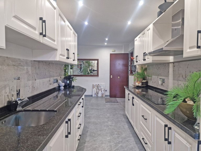 Apartment for Sale in Calahonda, Malaga 14