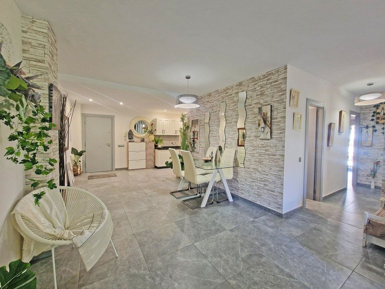 Apartment for Sale in Calahonda, Malaga 29