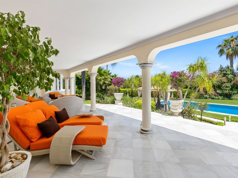 Villa for Sale in Marbella, Malaga 28
