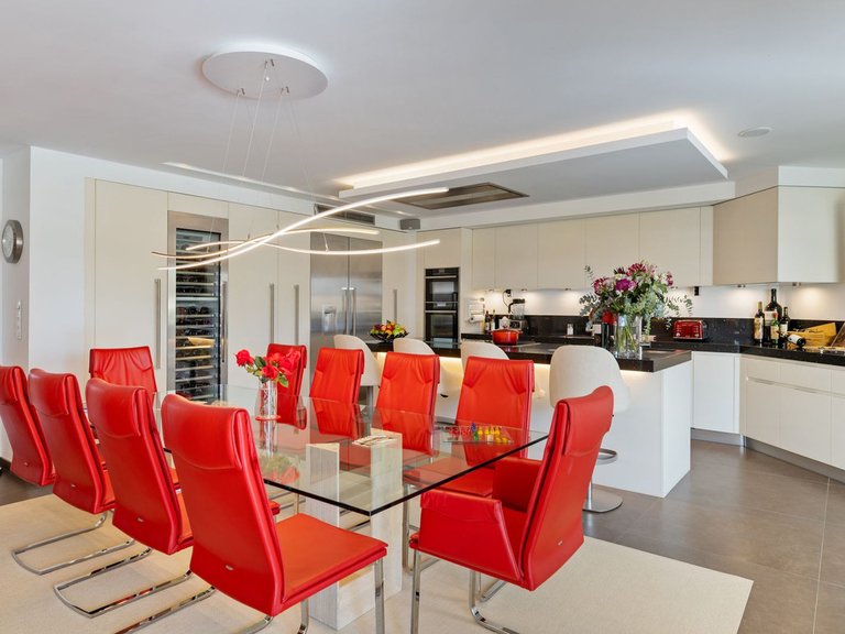 Villa for Sale in Marbella, Malaga 3