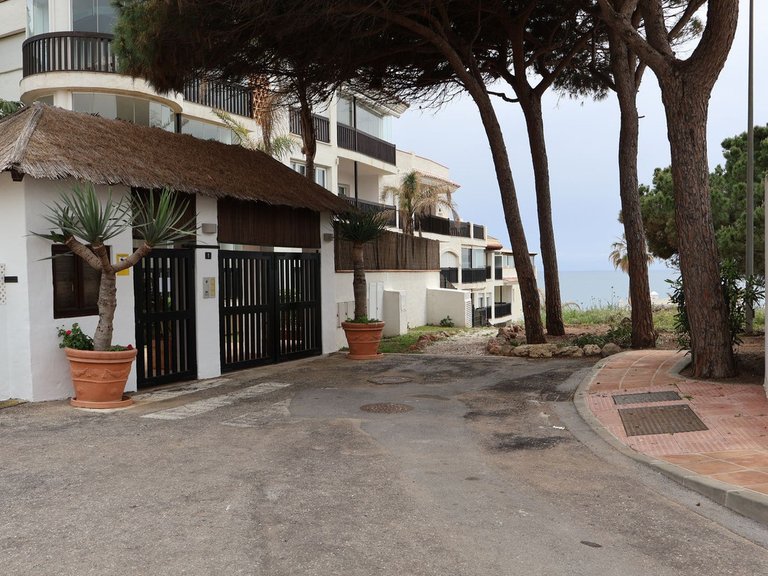Apartment for Sale in Calahonda, Malaga 38