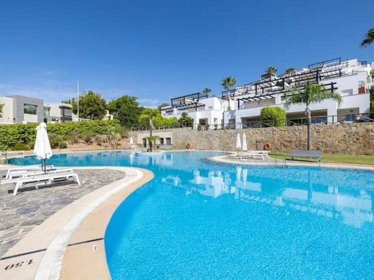 Villa for Sale in Santa Clara, Malaga 1