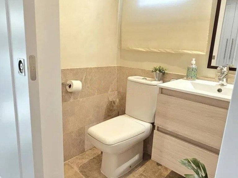 Villa for Sale in Santa Clara, Malaga 12