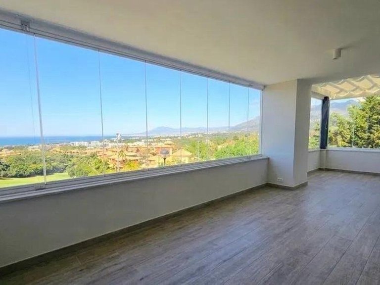 Villa for Sale in Santa Clara, Malaga 3