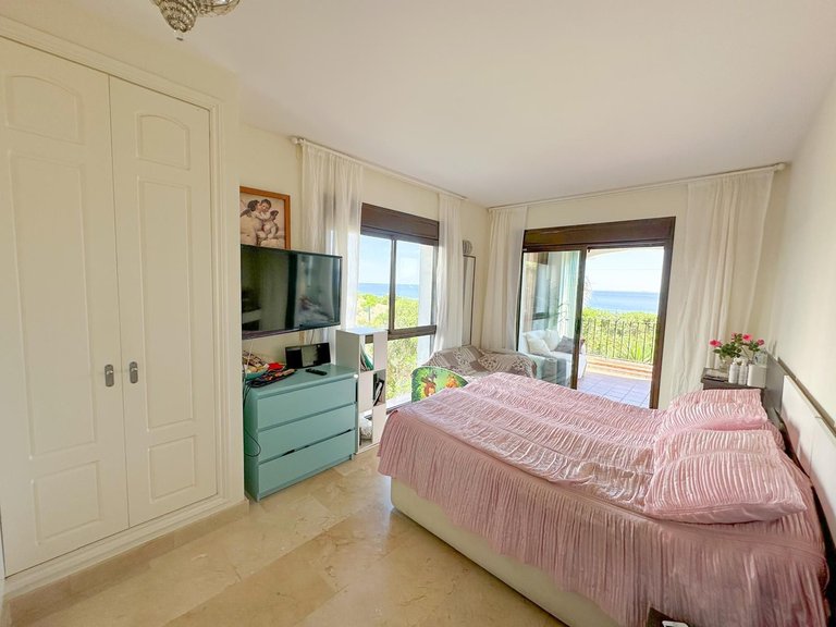 Apartment for Sale in La Alcaidesa, Cadiz 17