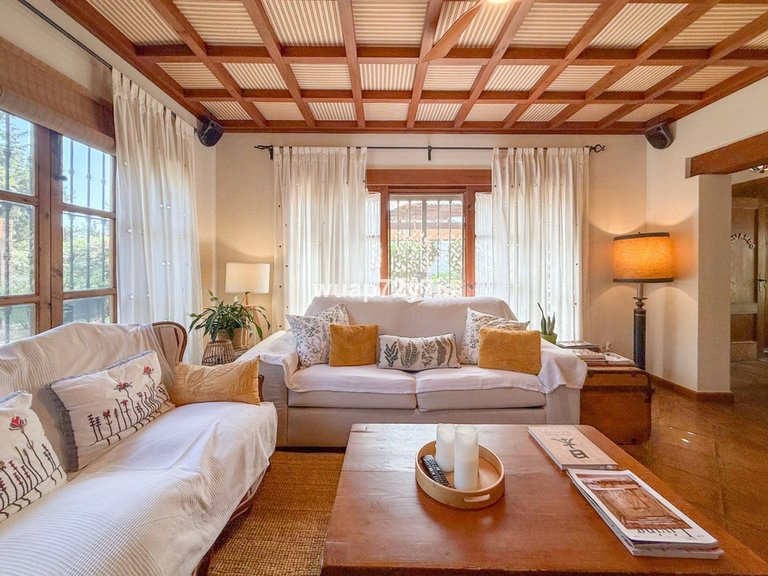 Villa for Sale in Nagüeles, Malaga 10