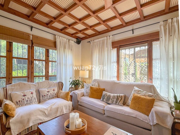 Villa for Sale in Nagüeles, Malaga 11