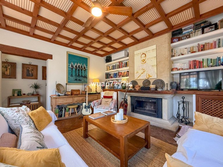 Villa for Sale in Nagüeles, Malaga 15