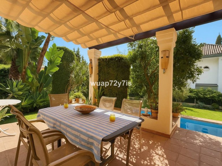 Villa for Sale in Nagüeles, Malaga 4