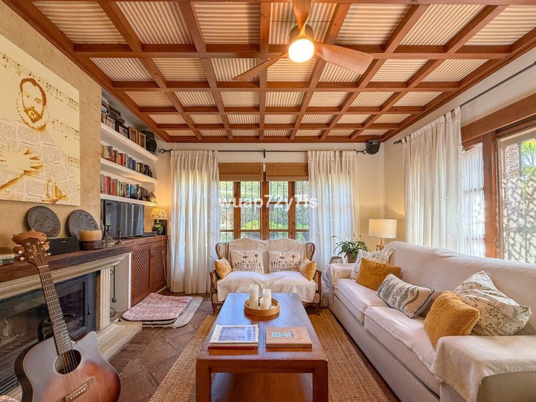 Villa for Sale in Nagüeles, Malaga 9