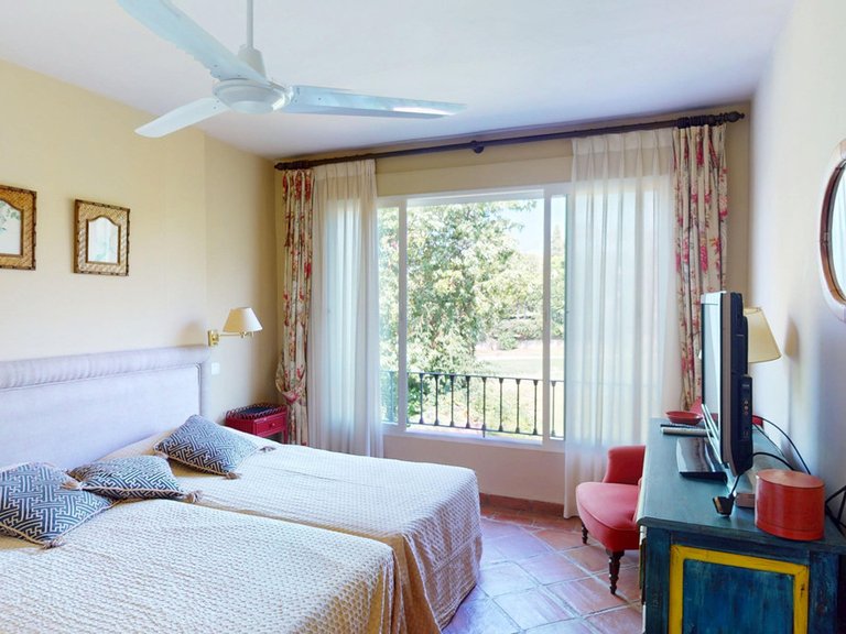 Apartment for Sale in Guadalmina Alta, Malaga 11