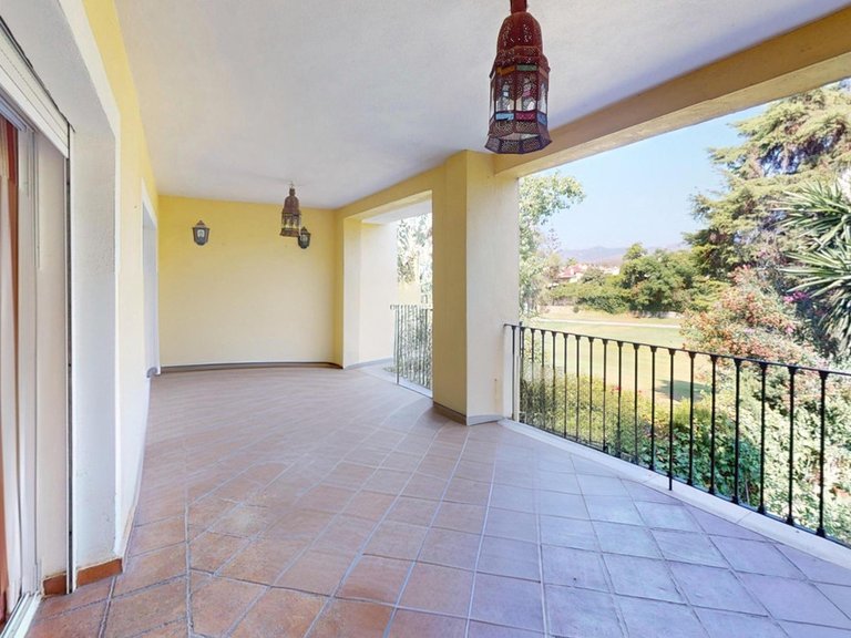 Apartment for Sale in Guadalmina Alta, Malaga 26