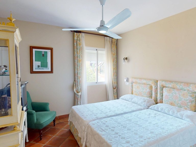 Apartment for Sale in Guadalmina Alta, Malaga 8