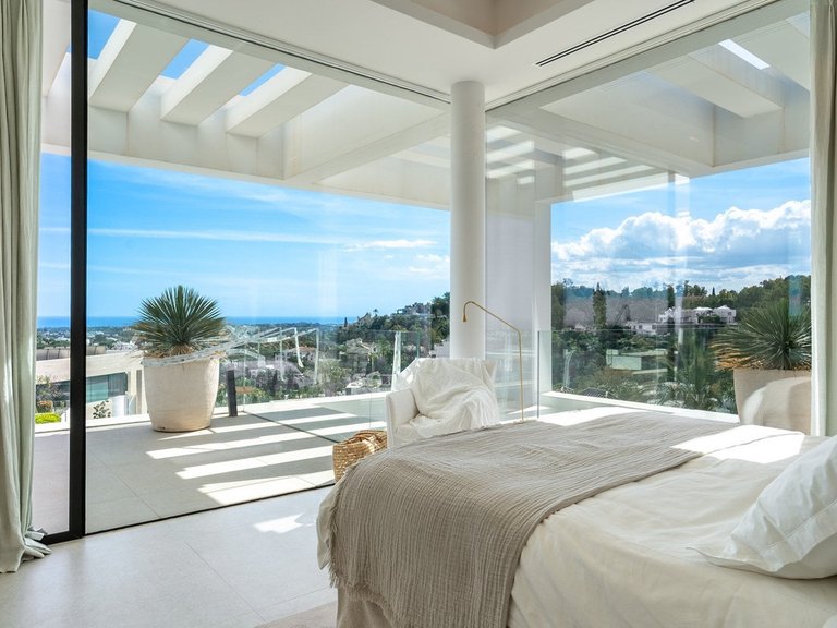Villa for Sale in Benahavís, Malaga 10