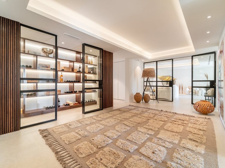 Villa for Sale in Benahavís, Malaga 19