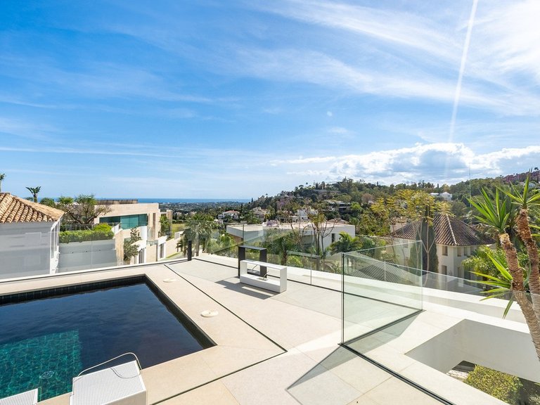 Villa for Sale in Benahavís, Malaga 3