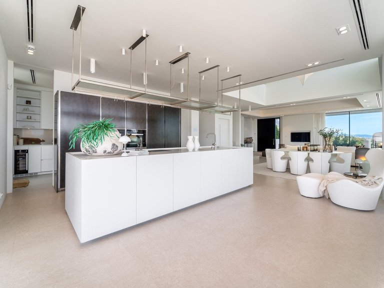 Villa for Sale in Benahavís, Malaga 7