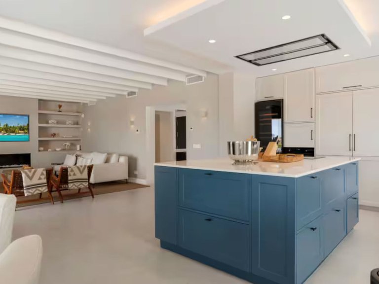Villa for Sale in Benahavís, Malaga 8