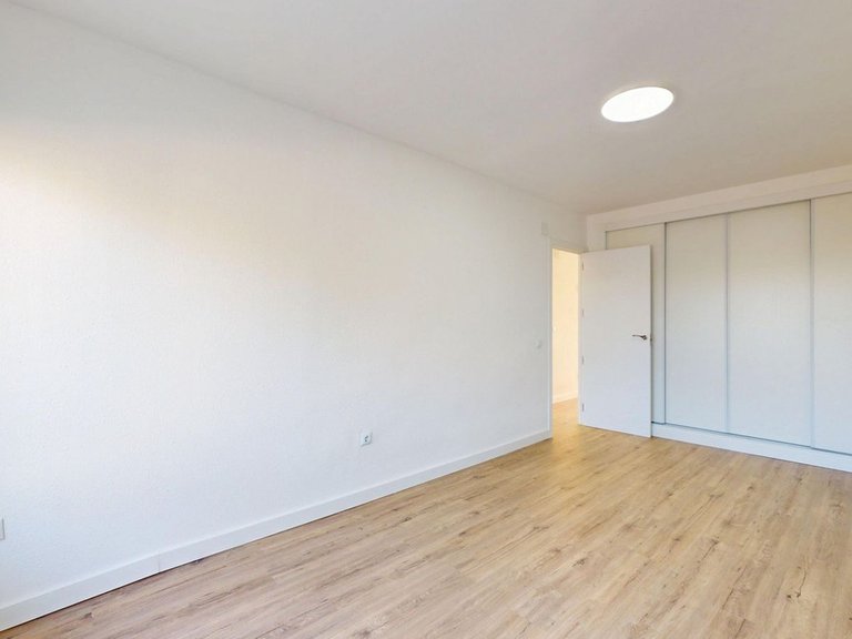 Apartment for Sale in Villamartin, Alicante 18