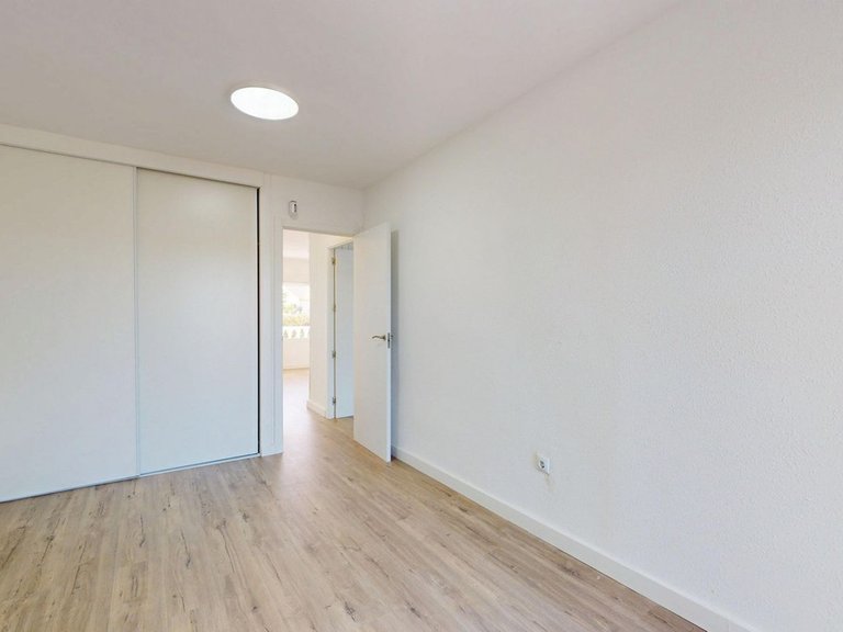 Apartment for Sale in Villamartin, Alicante 23