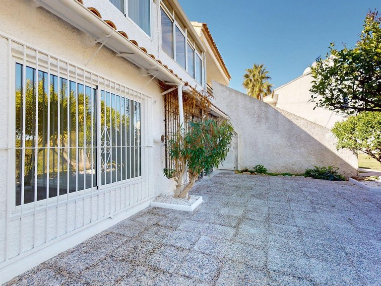 Apartment for Sale in Villamartin, Alicante 3