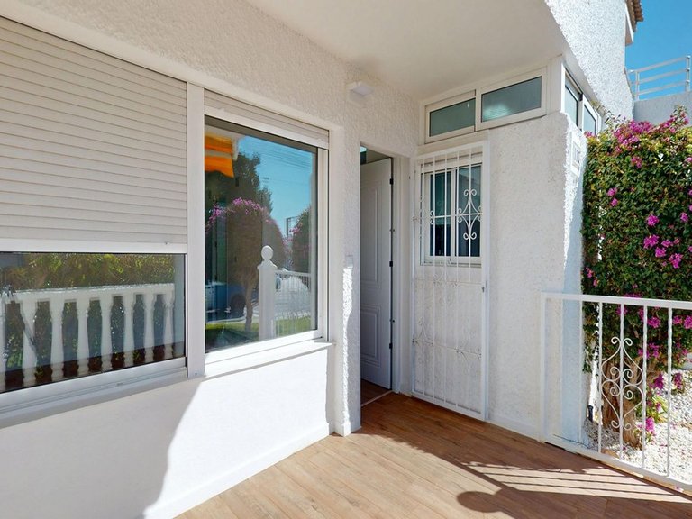 Apartment for Sale in Villamartin, Alicante 34