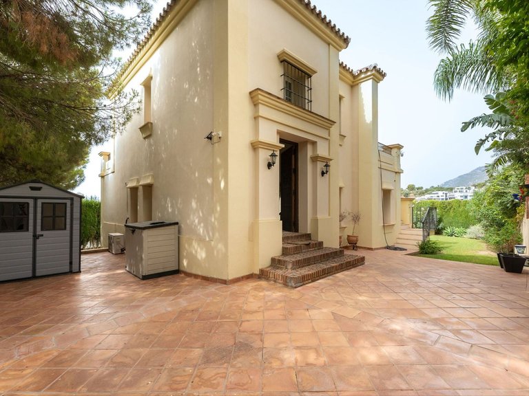 Villa for Sale in Mijas, Malaga 2