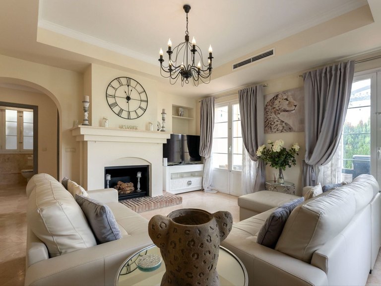 Villa for Sale in Mijas, Malaga 5