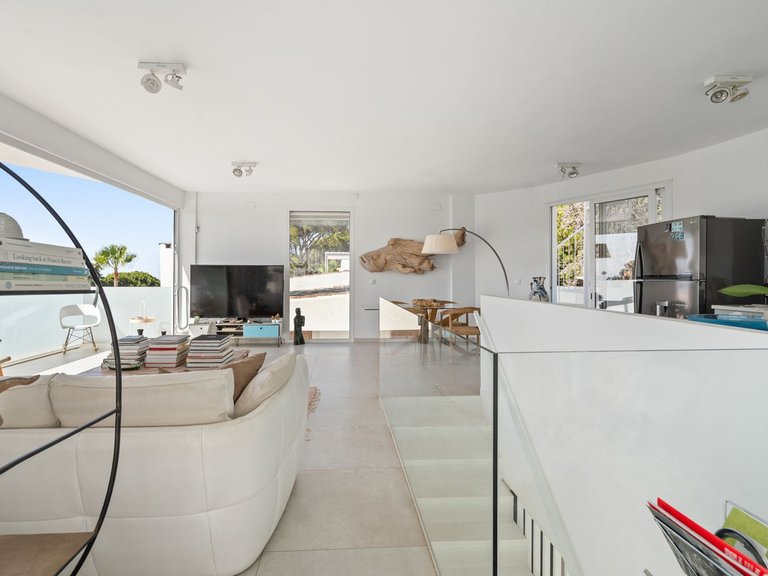 Villa for Sale in Marbesa, Malaga 10