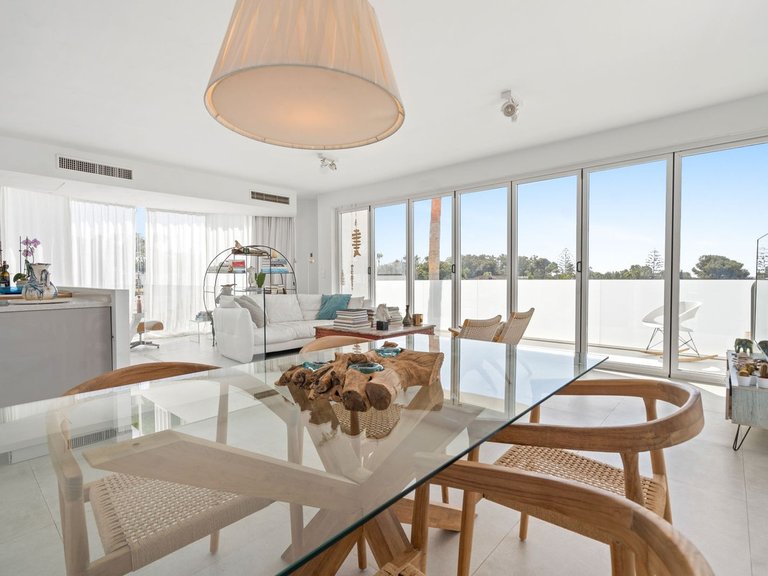 Villa for Sale in Marbesa, Malaga 13