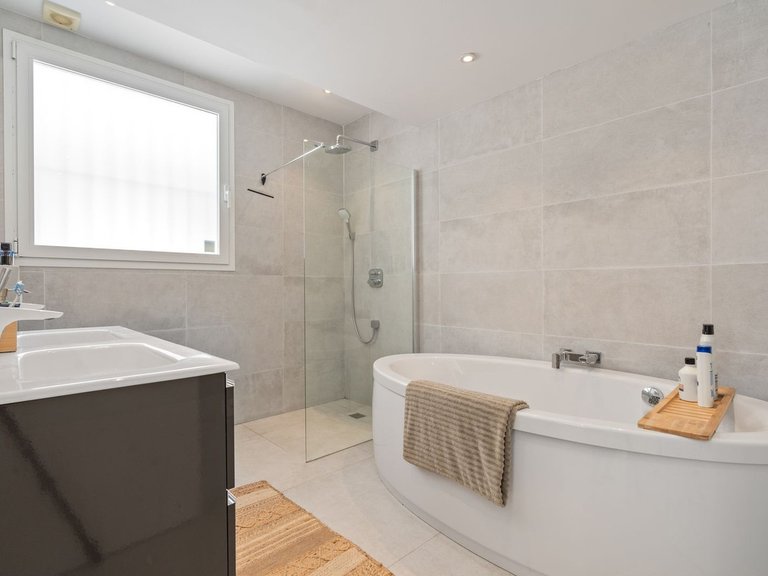 Villa for Sale in Marbesa, Malaga 20