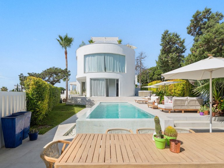 Villa for Sale in Marbesa, Malaga 31