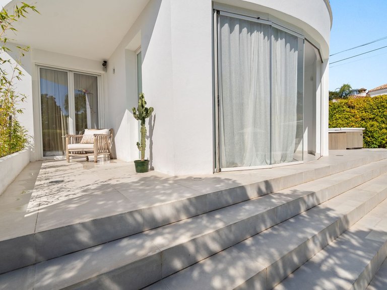 Villa for Sale in Marbesa, Malaga 7