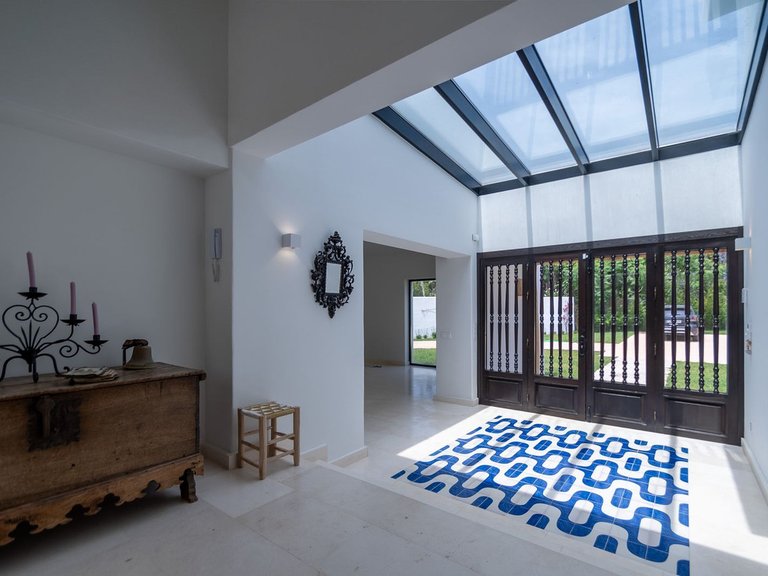 Villa for Sale in Guadalmina Baja, Malaga 10